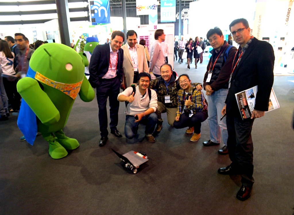 Rover at Mobile World Congress attracting crowds of people.